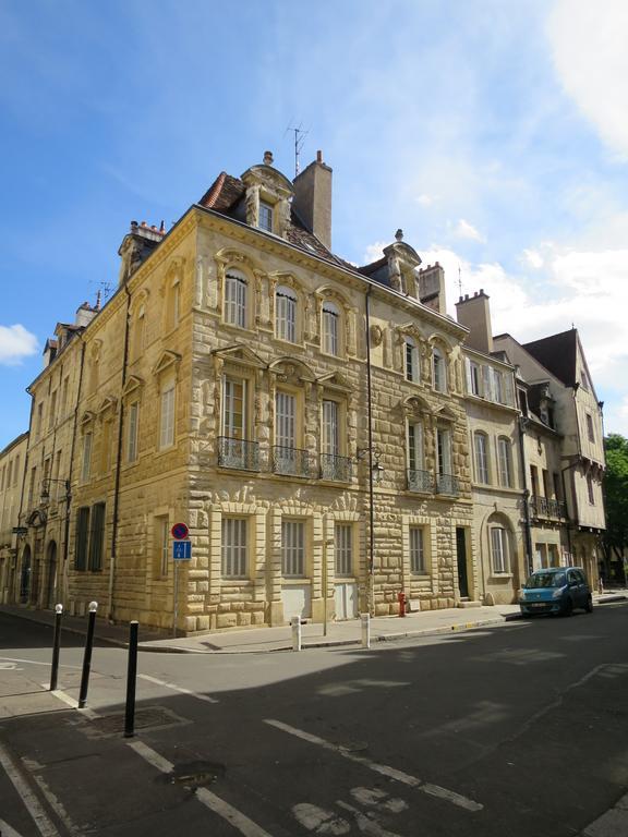 Benigne Malyon Apartment Dijon Exterior photo